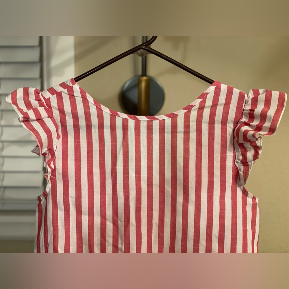 NEW Top ๐ - Picture 6 of 13